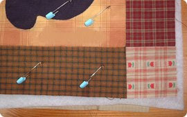 Safety Pins (Red)