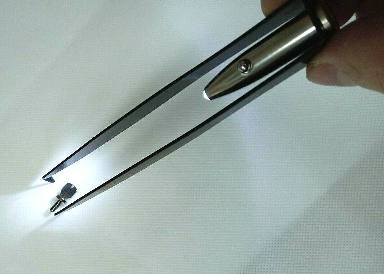 附燈LED鑷子，彎頭鋸齒夾，6.5英吋（168毫米），黑色陽極處理