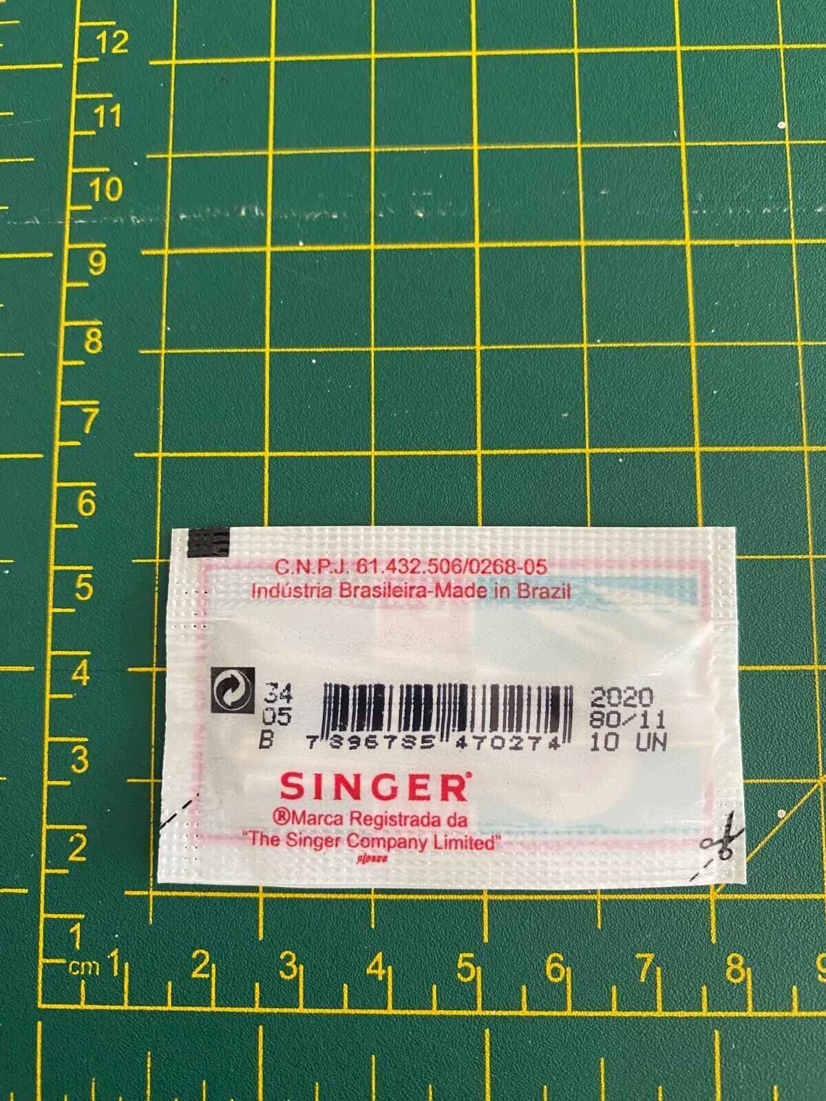 Singer Regular Point Needles #2020 80/11