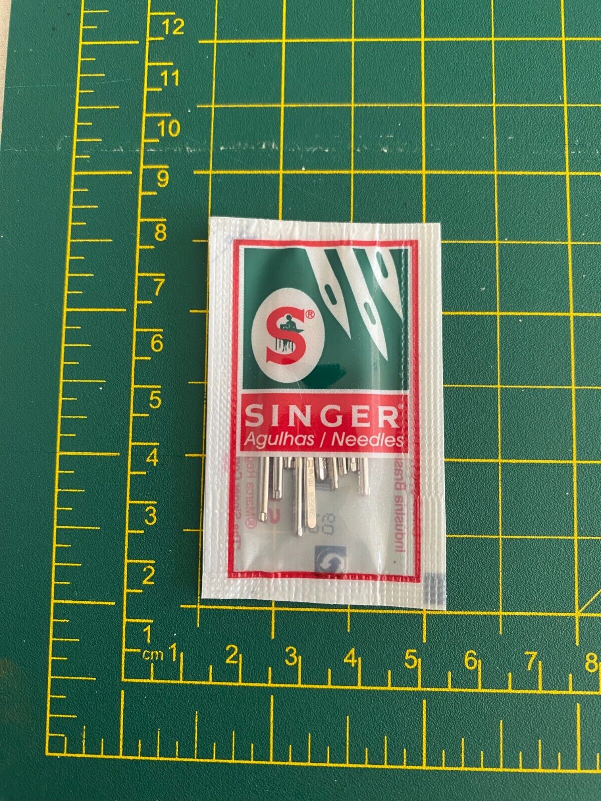 Singer Regular Point Needles #2020 110/18