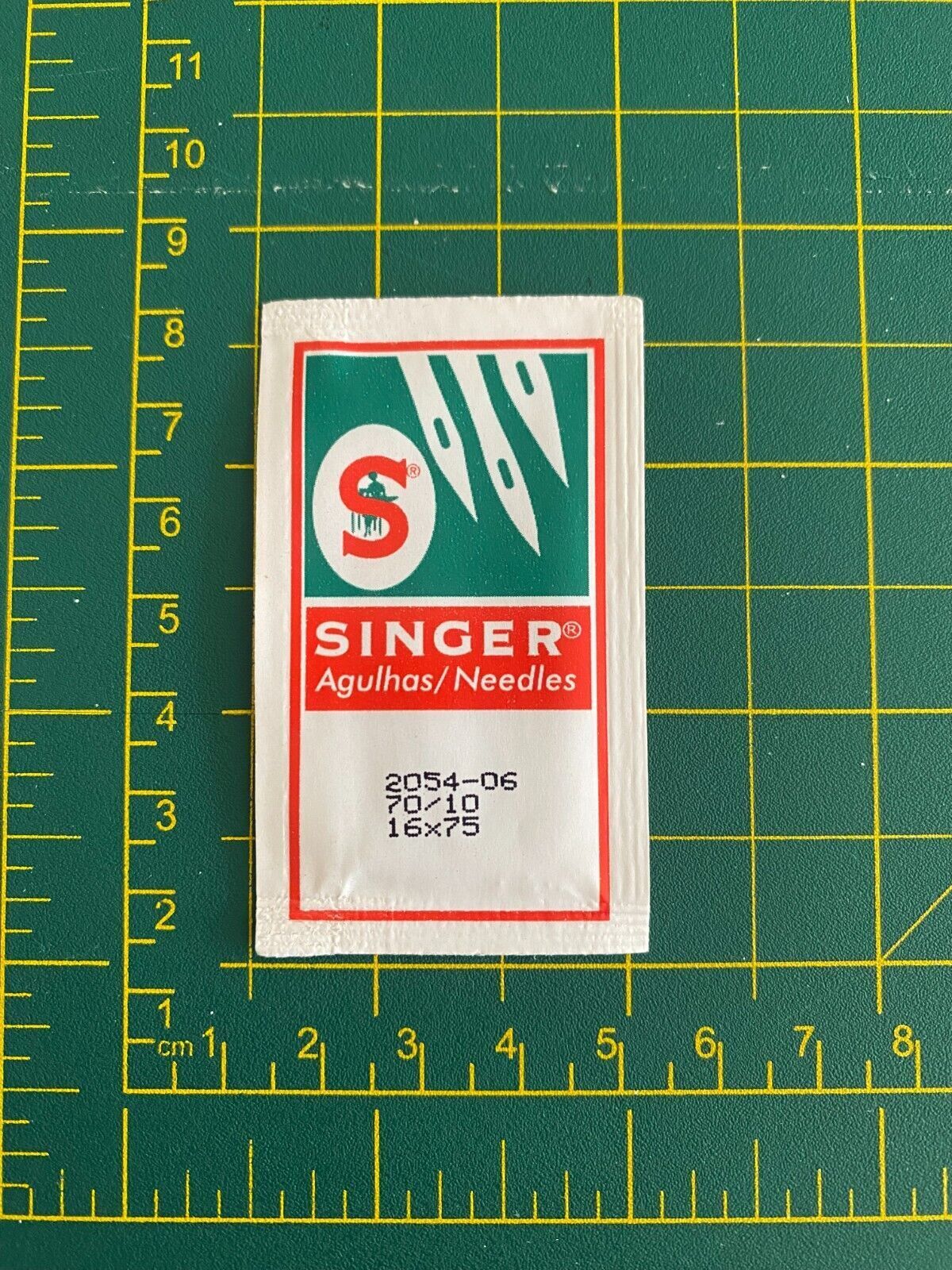 Singer Serger Overlock Needles #2054-06 70/10