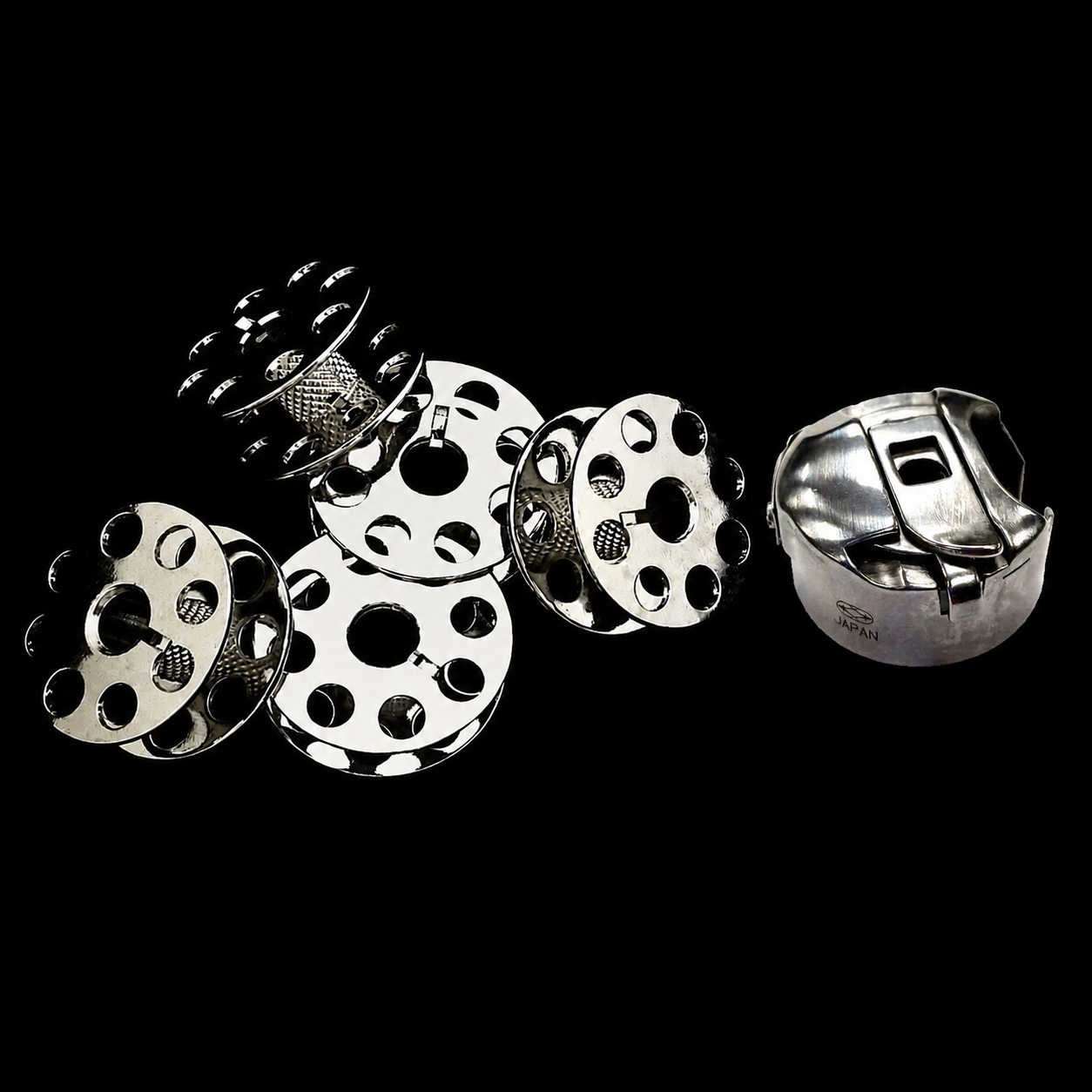 "M" Style Bobbin Case (Japan Made) + 5X Bobbins for Singer 111W, Consew 206RB