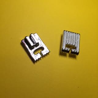 Pintuck Foot (7-Groove)  Singer