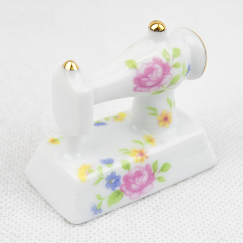 Porcelain Mini Sew. Machine P45F1